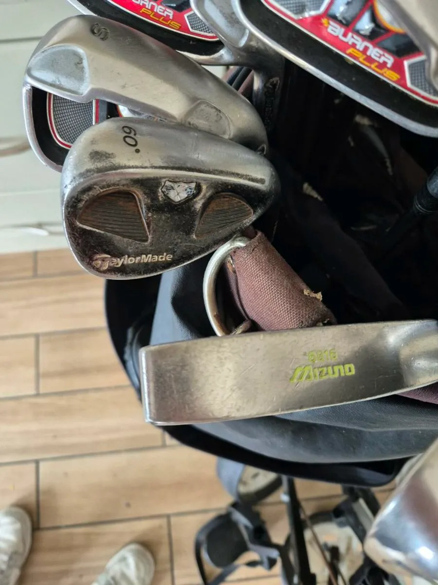 Golf Set & Trolley - Image 4