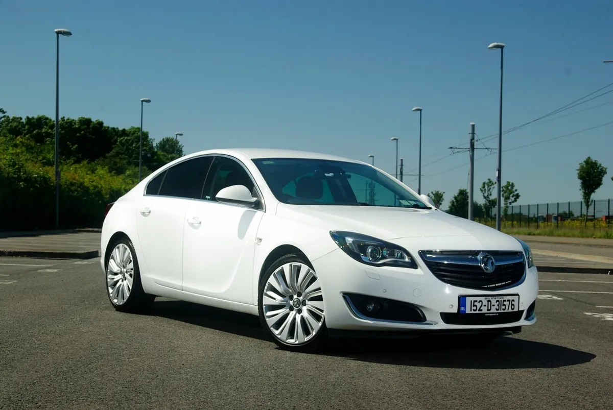 Vauxhall Insignia 2015 - Image 1