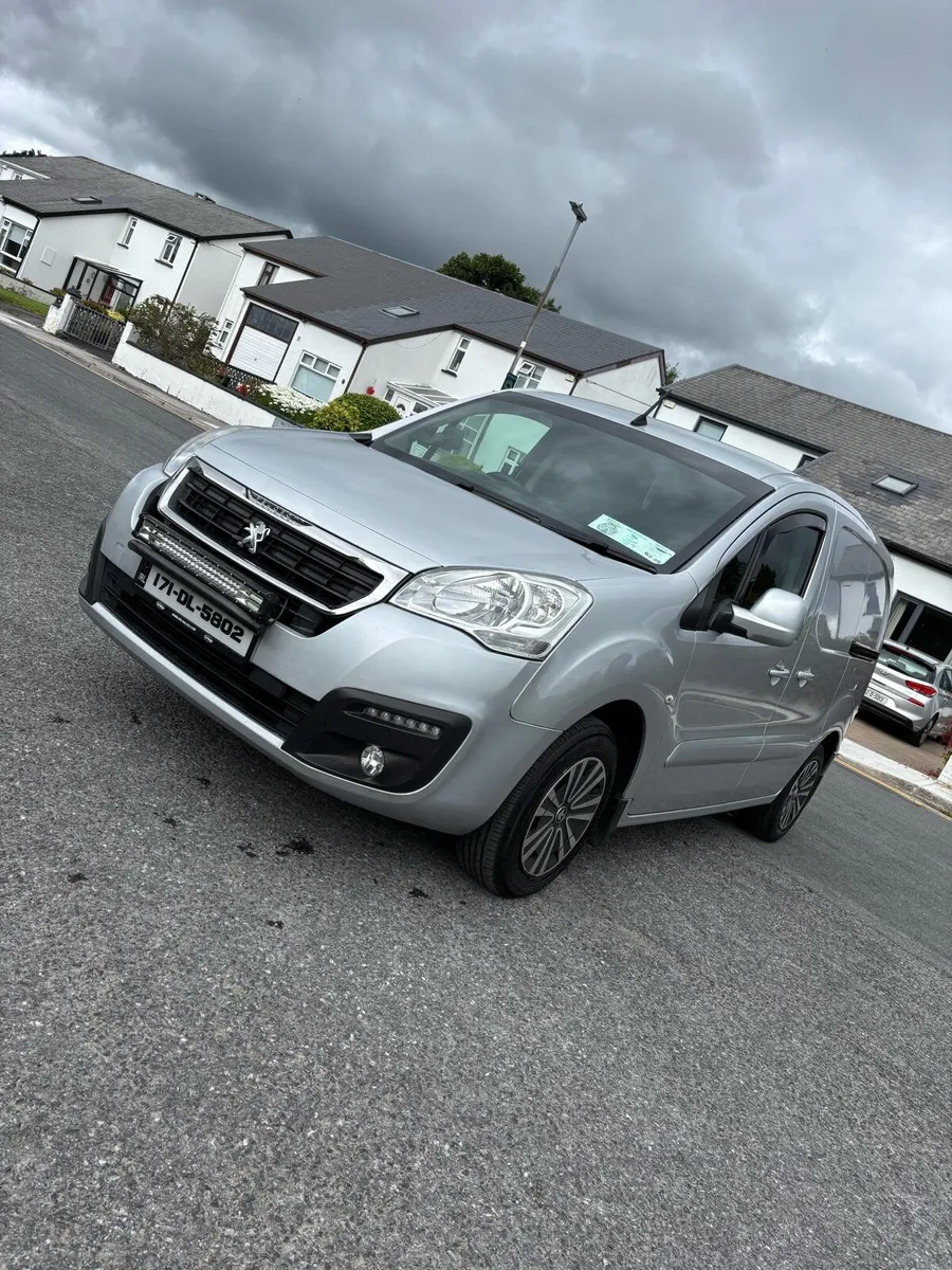 Peugeot Partner - Image 1