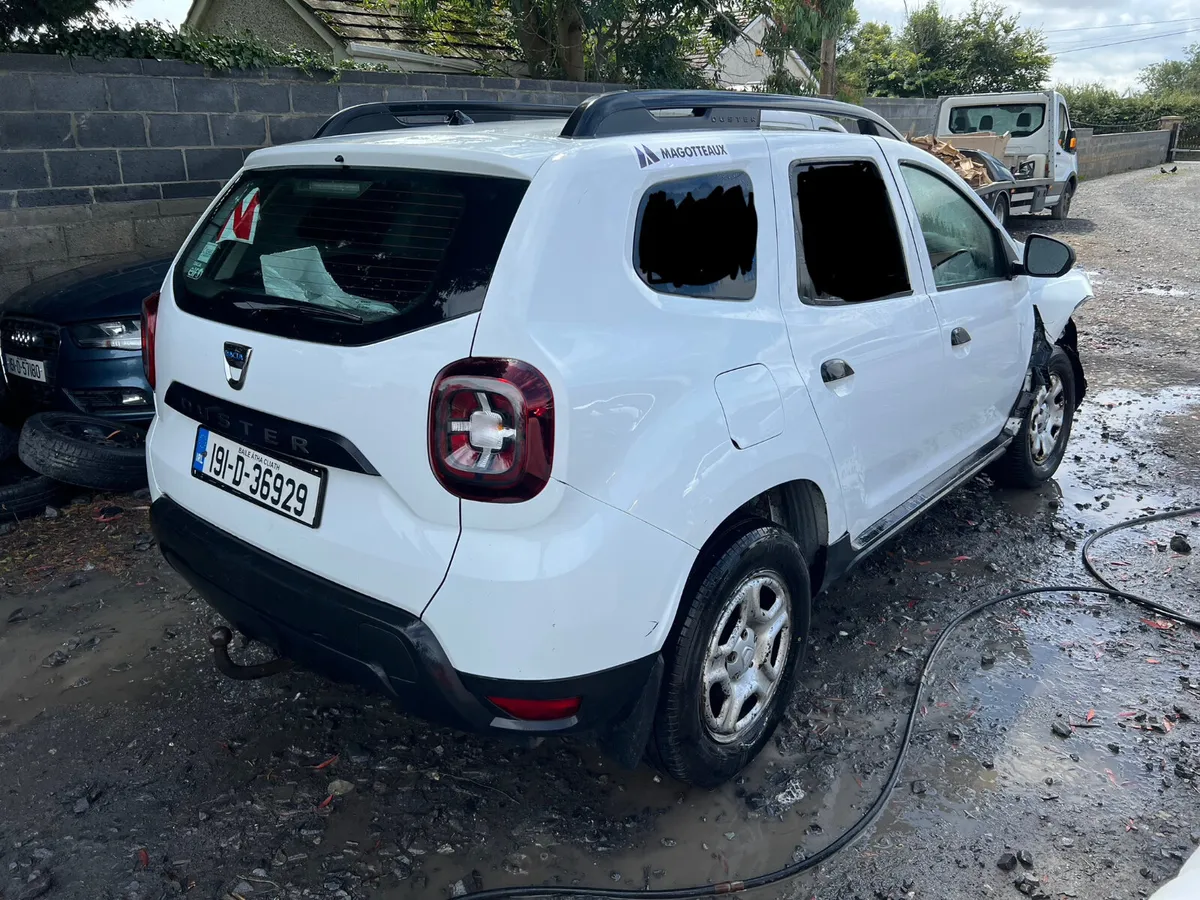 2019 Dacia Duster 1.5 Diesel - Image 2