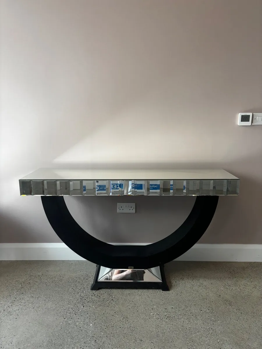 Mirror console table - Image 1
