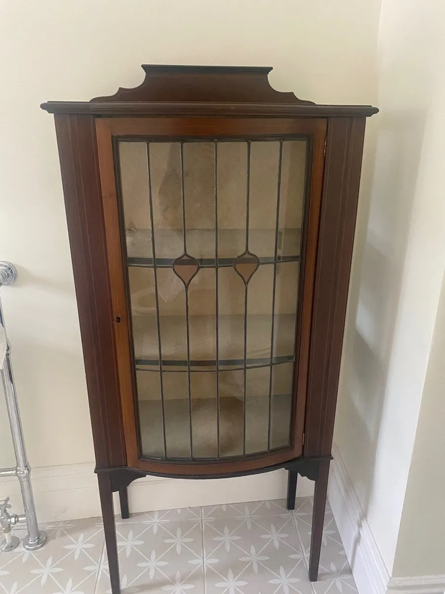 Vintage mahogany display cabinet - Image 1