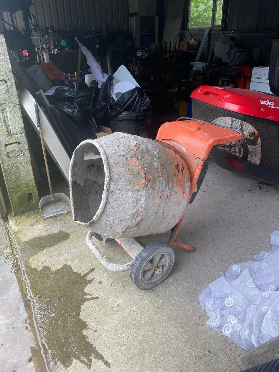 Belle cement mixer - Image 1
