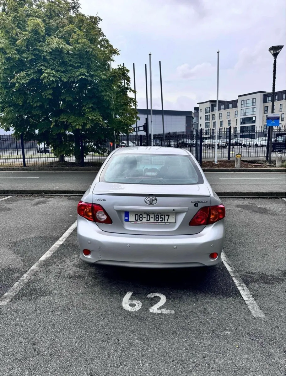Toyota Corolla - Image 2