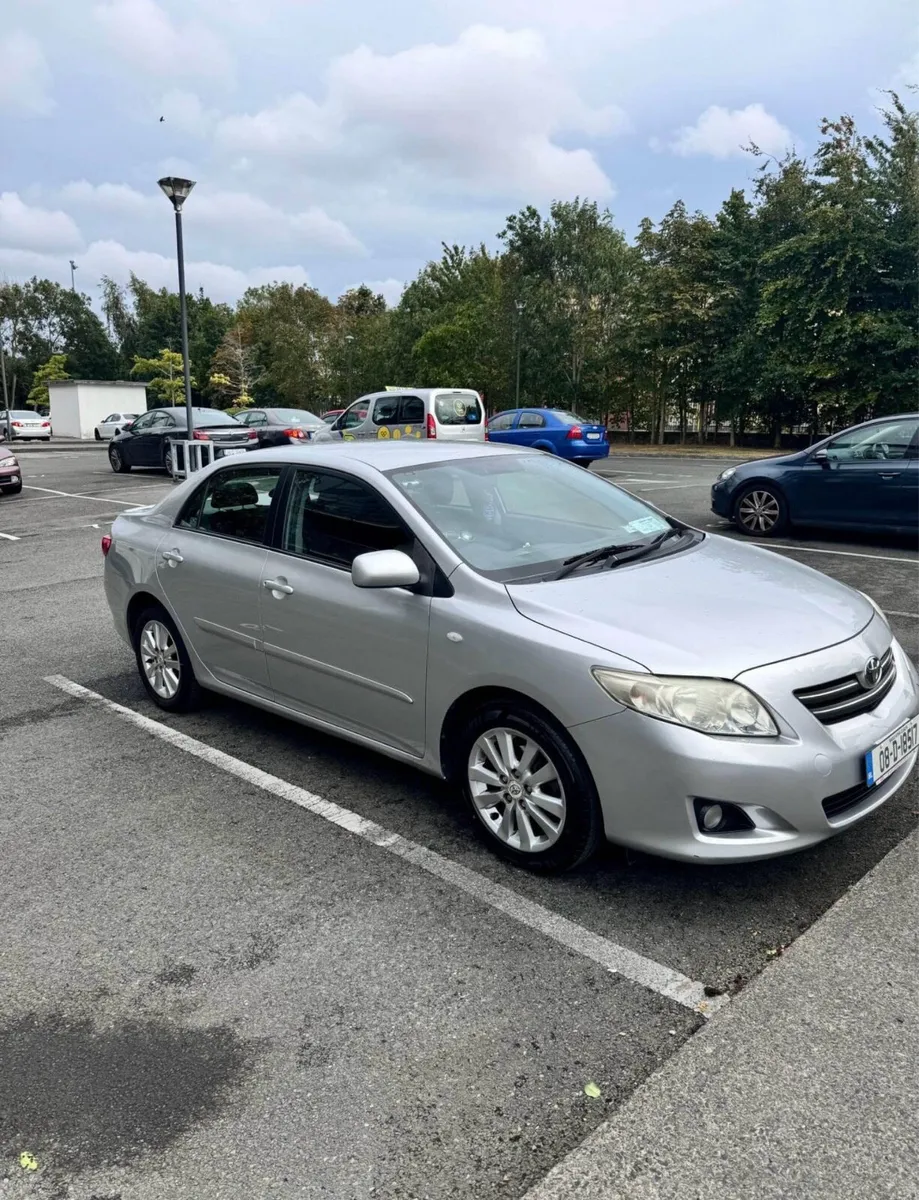 Toyota Corolla - Image 4