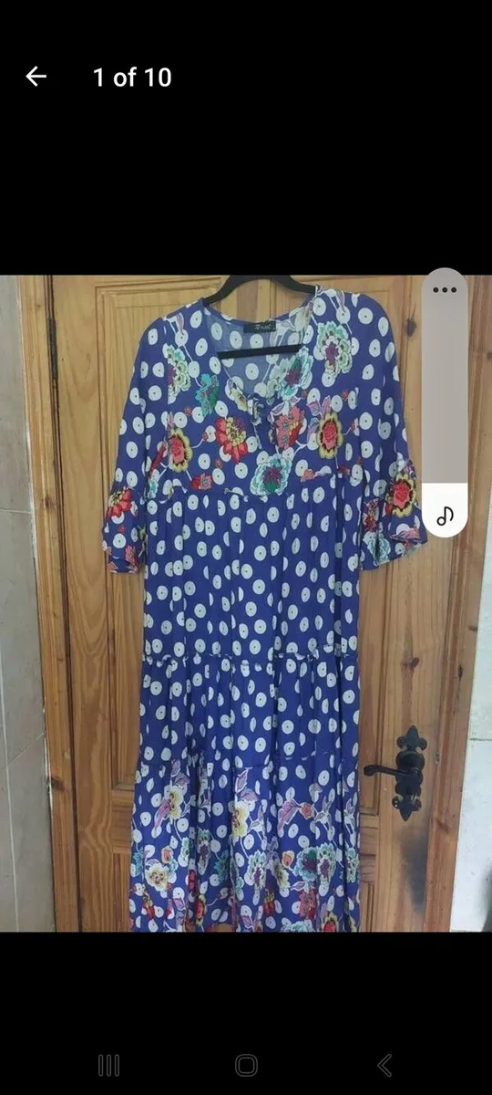 Retro/bohemian floral dress (free post) - Image 1