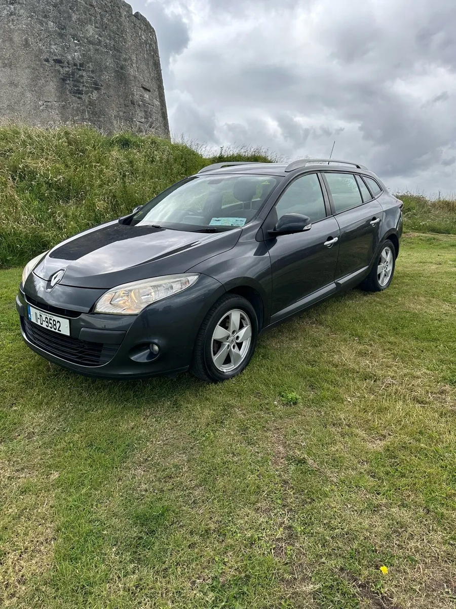 2011 Renault Megane - Image 1