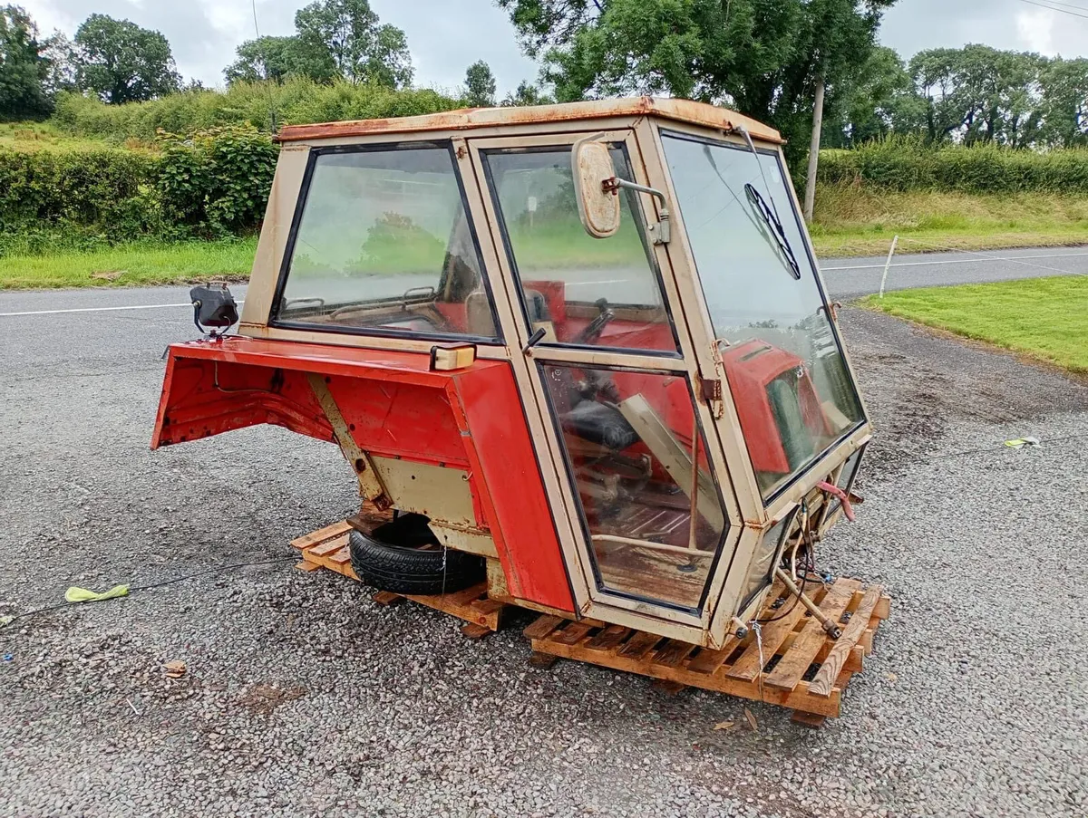 Zetor Crystal Cab for 8011/12045 etc - Image 1