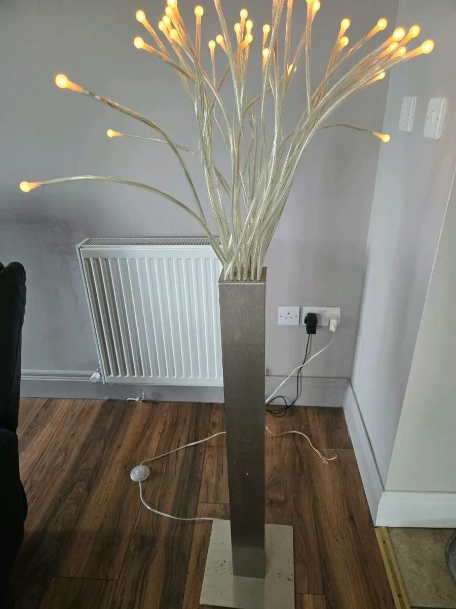 Floor lamp - Image 1