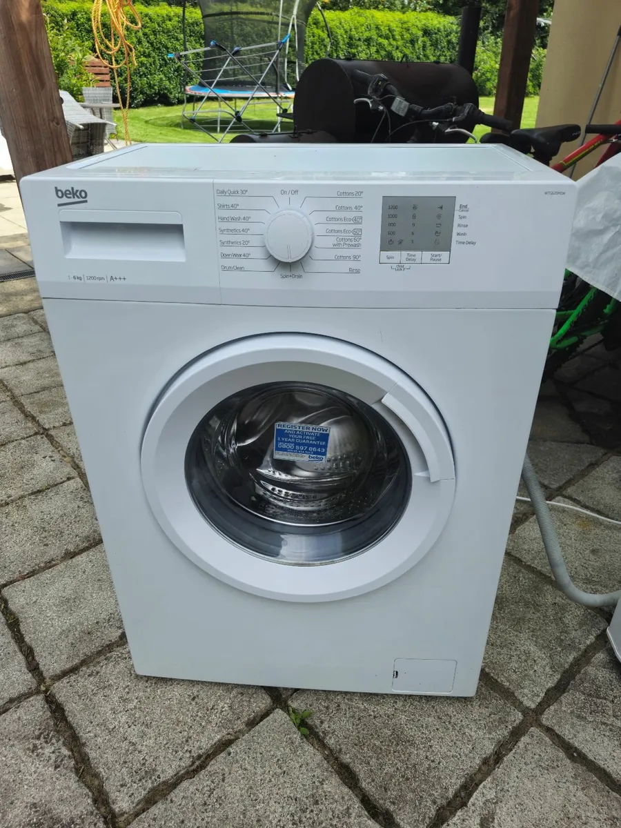 Washing machine - Image 1