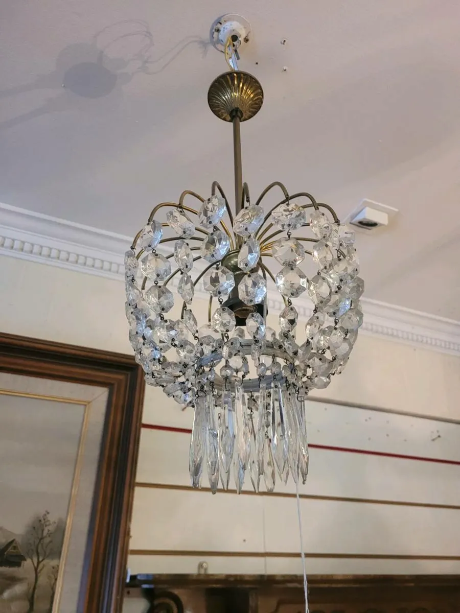Small crystal chandalier