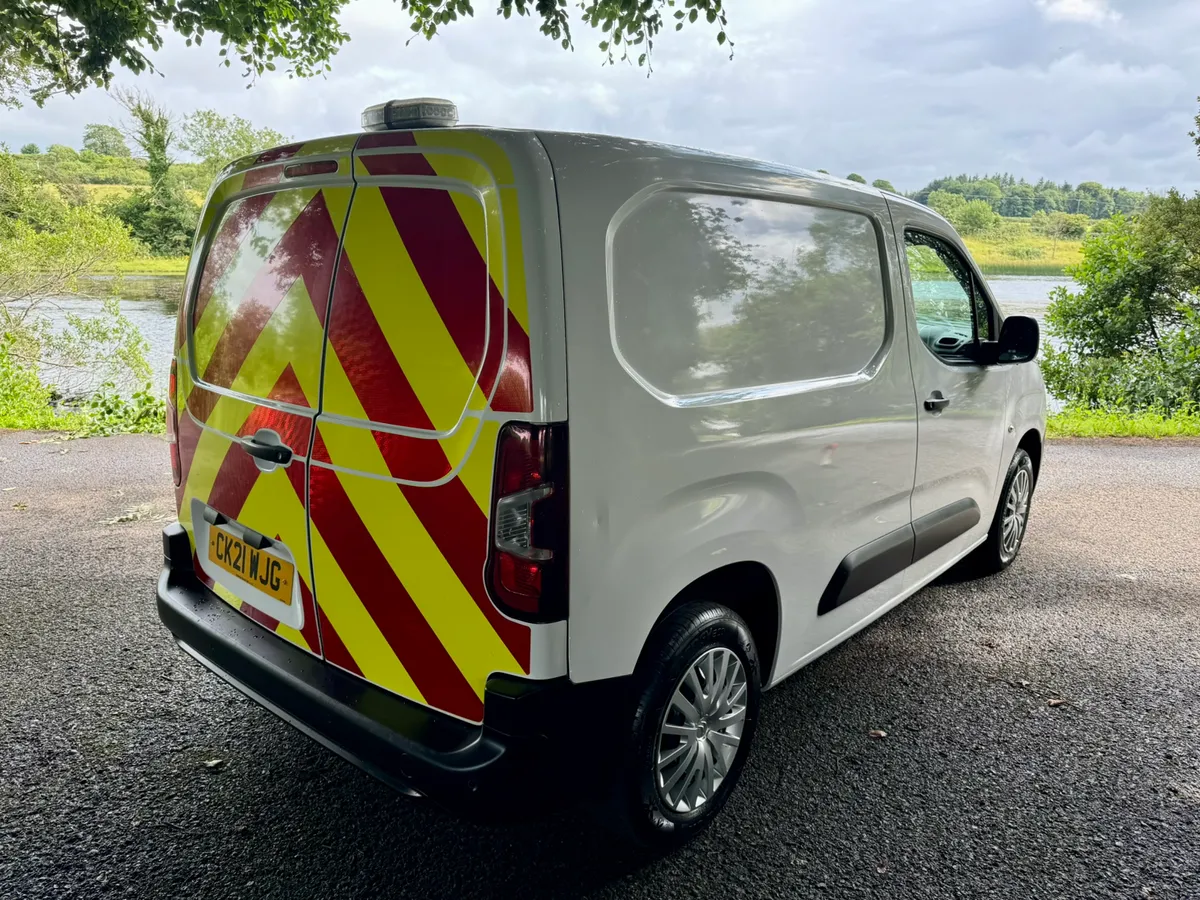 2021 Citroen Berlingo Enterprise (VRT €250) - Image 3
