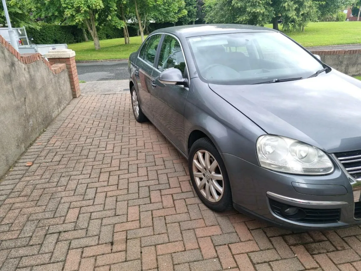 Volkswagen jetta - Image 2