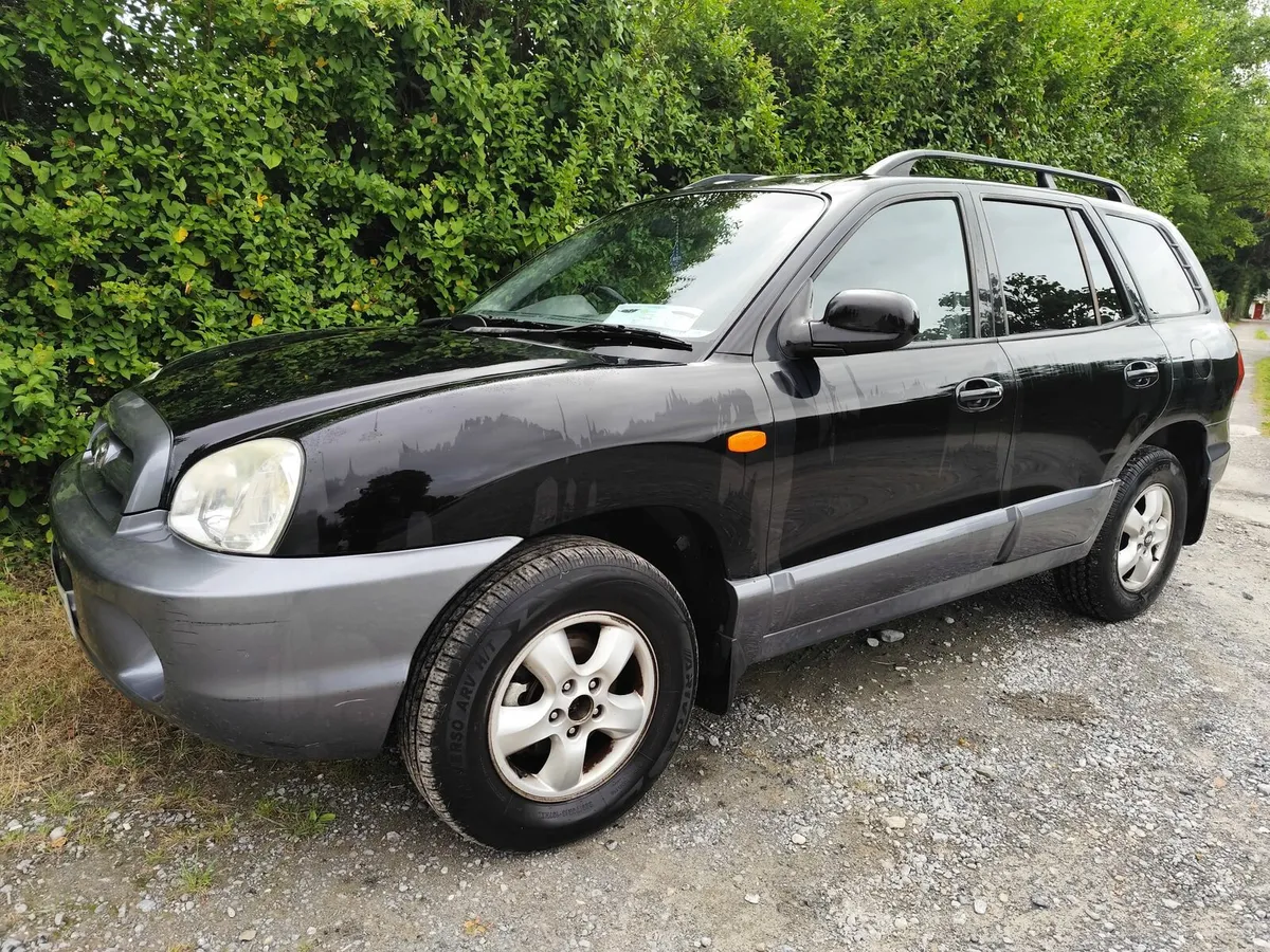 HYUNDAI SANTA FE - Image 1