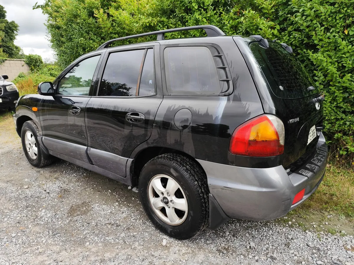 HYUNDAI SANTA FE - Image 4
