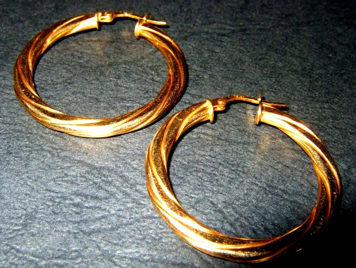 Vintage 9ct Gold 'Twist' Hoops - Image 2