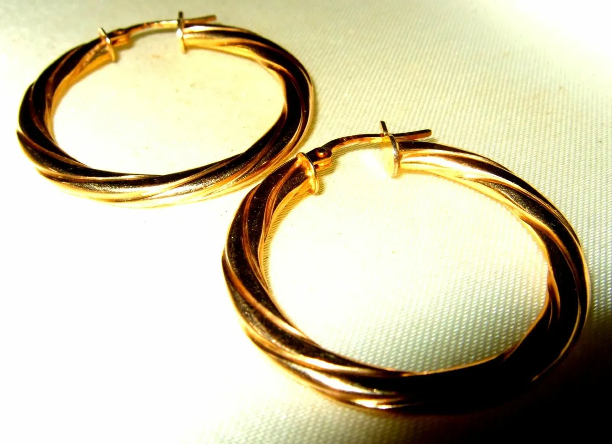 Vintage 9ct Gold 'Twist' Hoops - Image 3