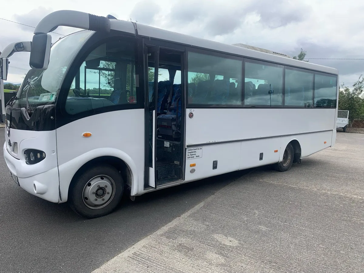 29 seat Vario - Image 1