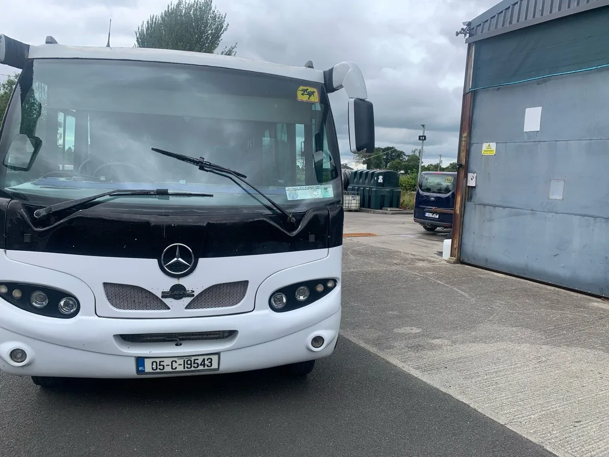 29 seat Vario - Image 4