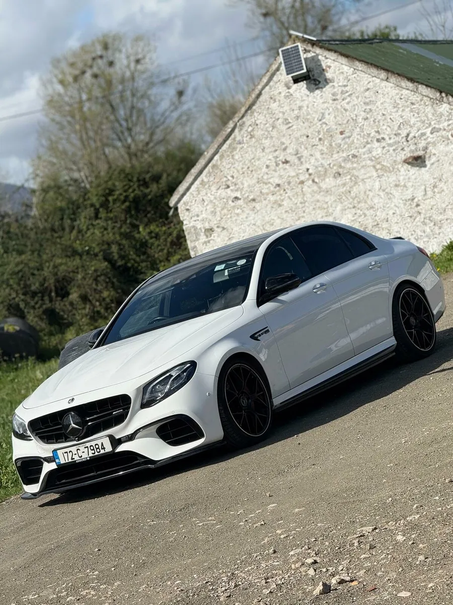 Mercedes e63 - Image 4
