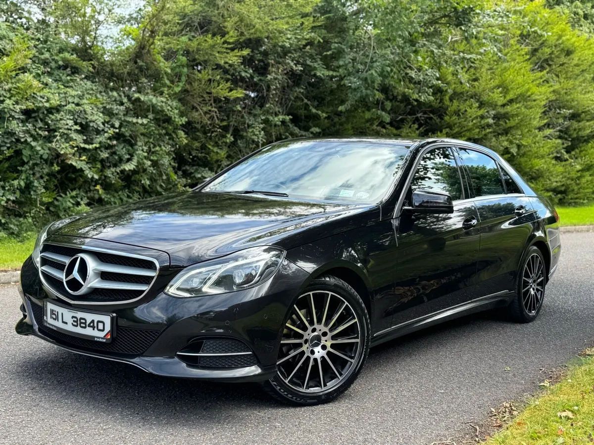 €8950 Mercedes E220 2015 Night Edition! - Image 1