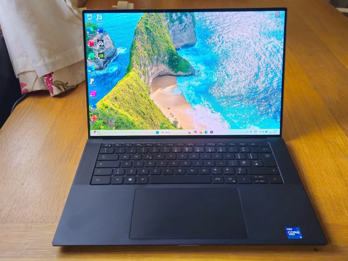 Dell Precision  / XPS 5560 UHD+ 32gb 1tb i7 Nvidia - Image 1