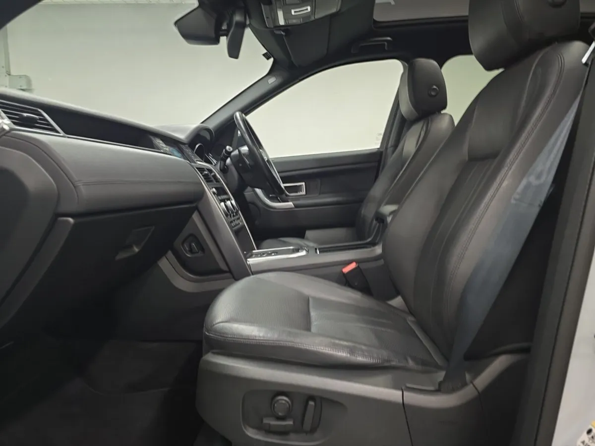 Land Rover Discovery Sport Diesel Sw Landmark - Image 3