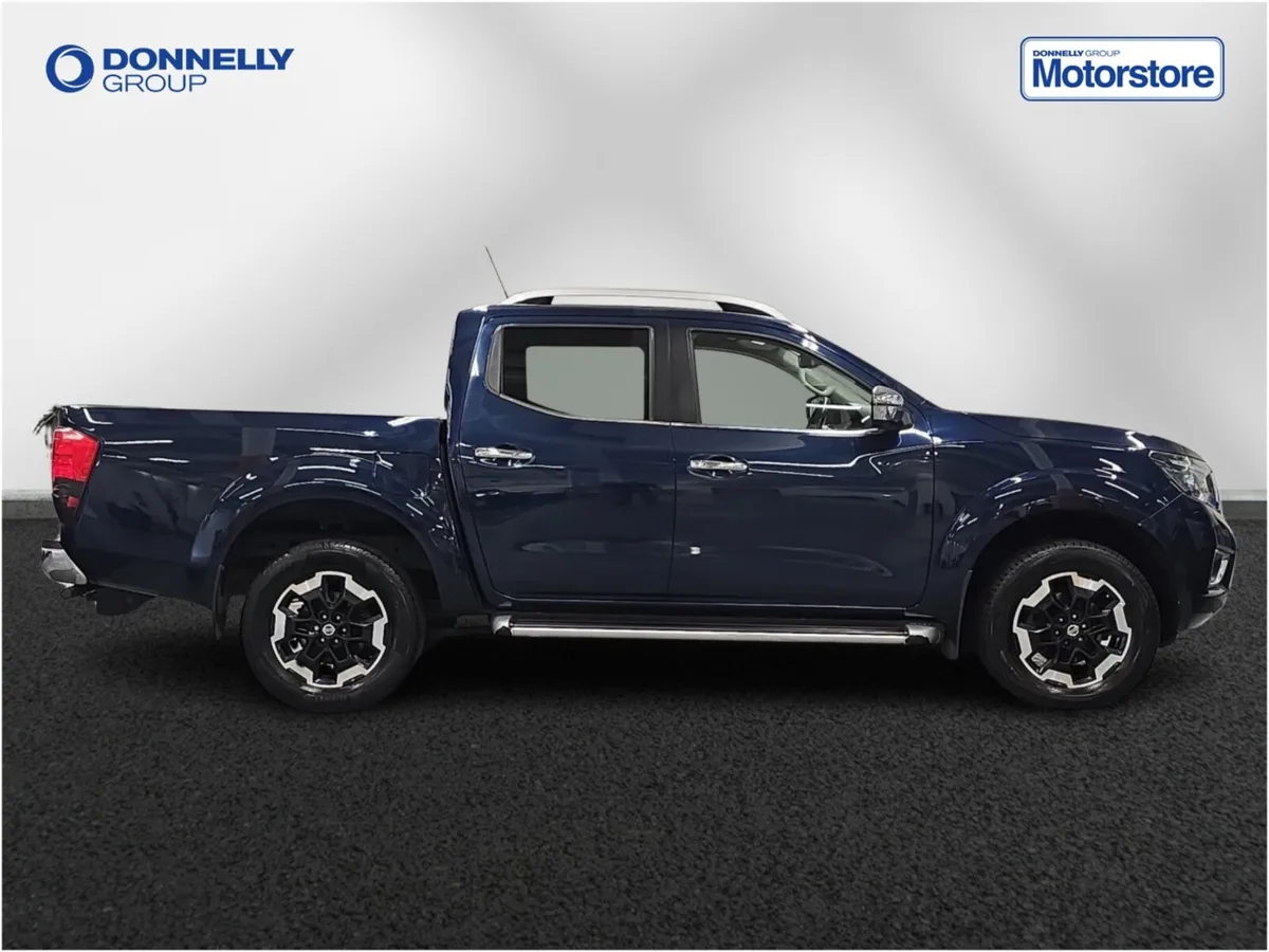 Nissan Navara Diesel Tekna - Image 3
