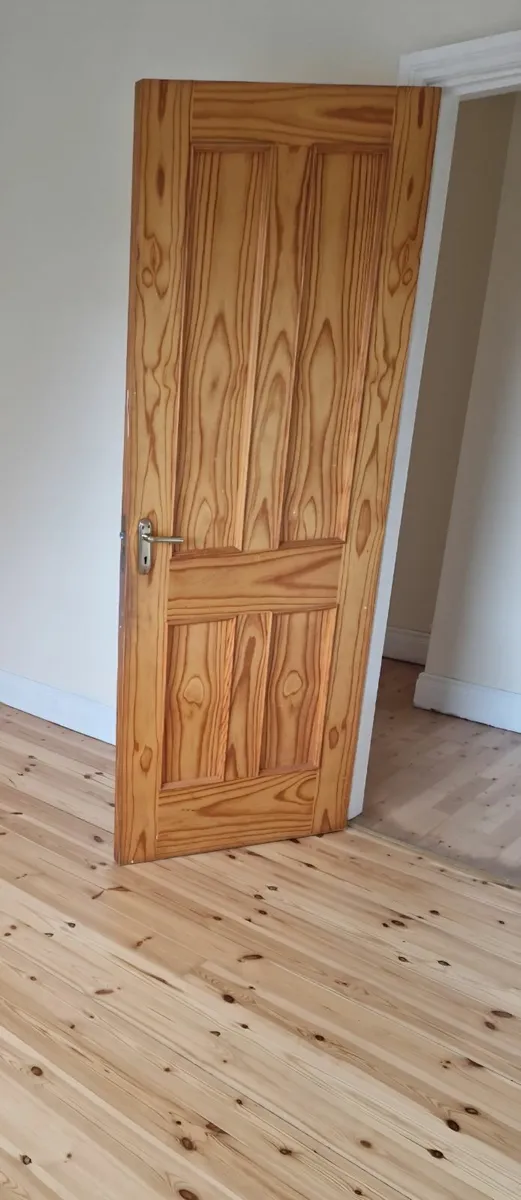 Pine doors - Image 4