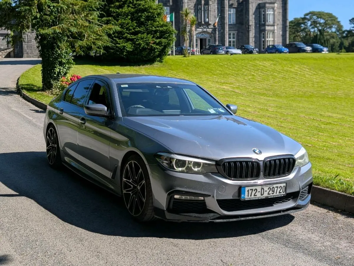 * 2017 BMW G30 520D MSPORT * - Image 1