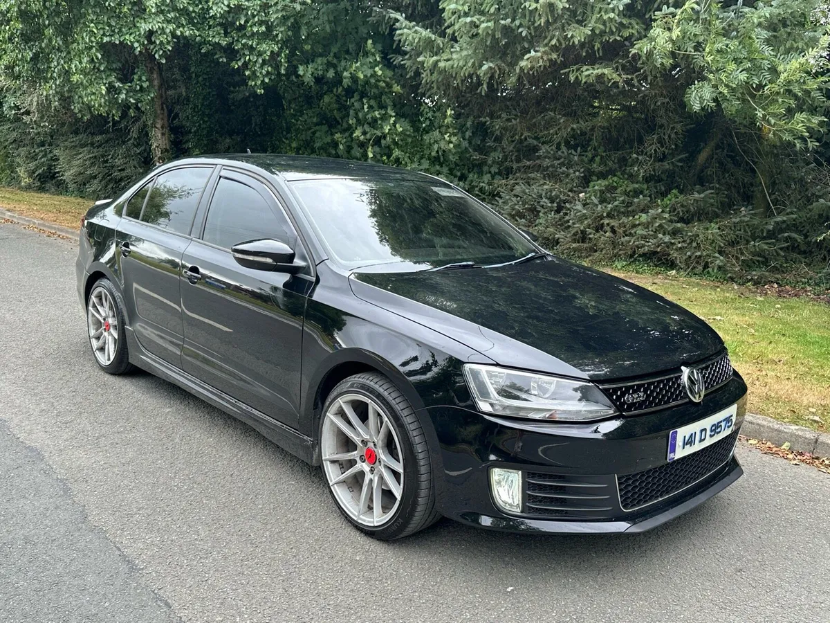 2014 VOLKSWAGEN JETTA 1.6TDI DSG - Image 1