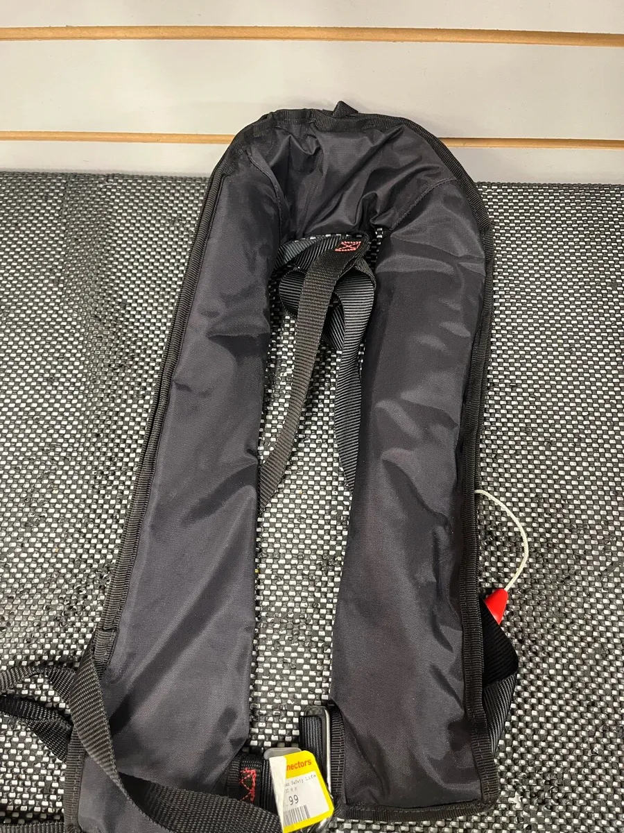 Ocean Safety Life Jacket - Image 1