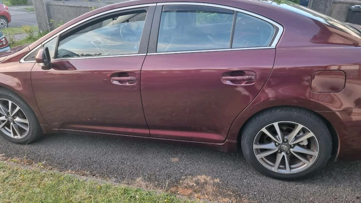 Car - Image 3