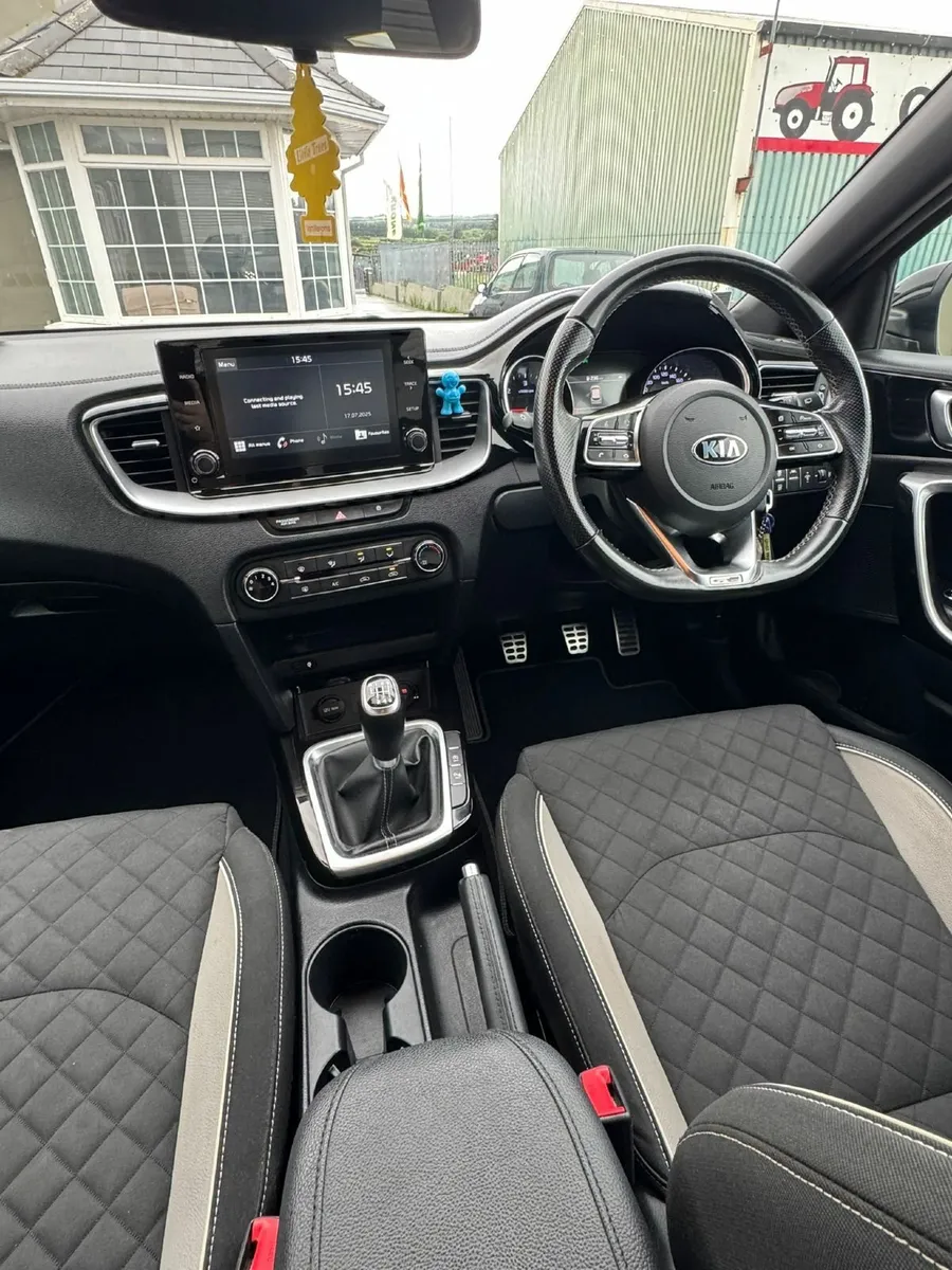 Kia Ceed GT 2022 - 7 Year Manufacturer Warranty - Image 3