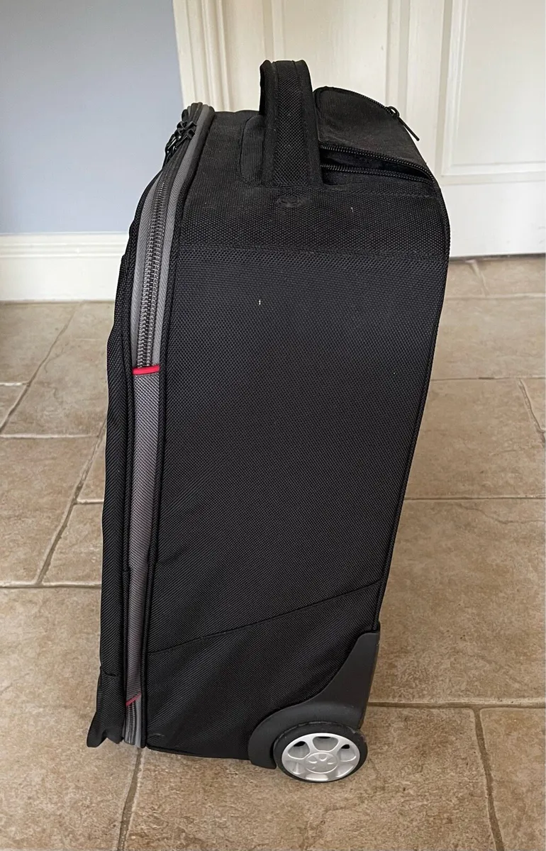 Taylormade Bag - Image 3