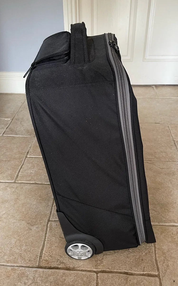 Taylormade Bag - Image 4