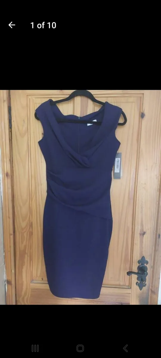 City Goddess new navy dress (free post) - Image 1