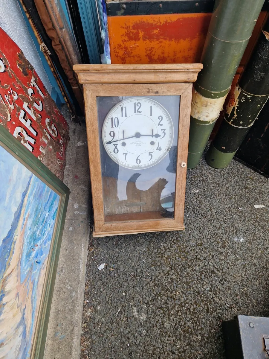 Vintage Cased Wall Clock - Image 2