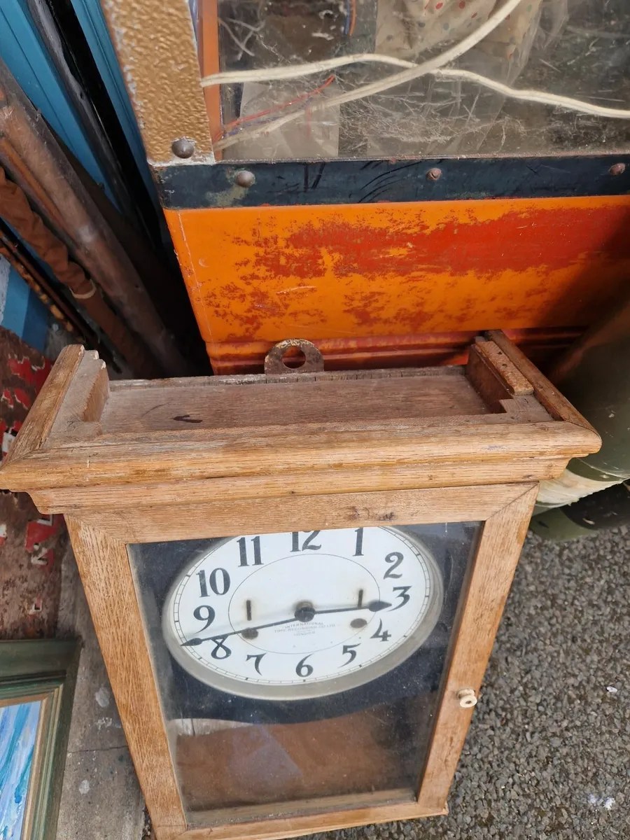 Vintage Cased Wall Clock - Image 4
