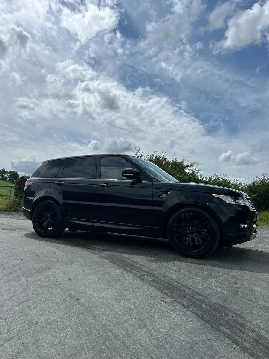Range Rover - Image 3