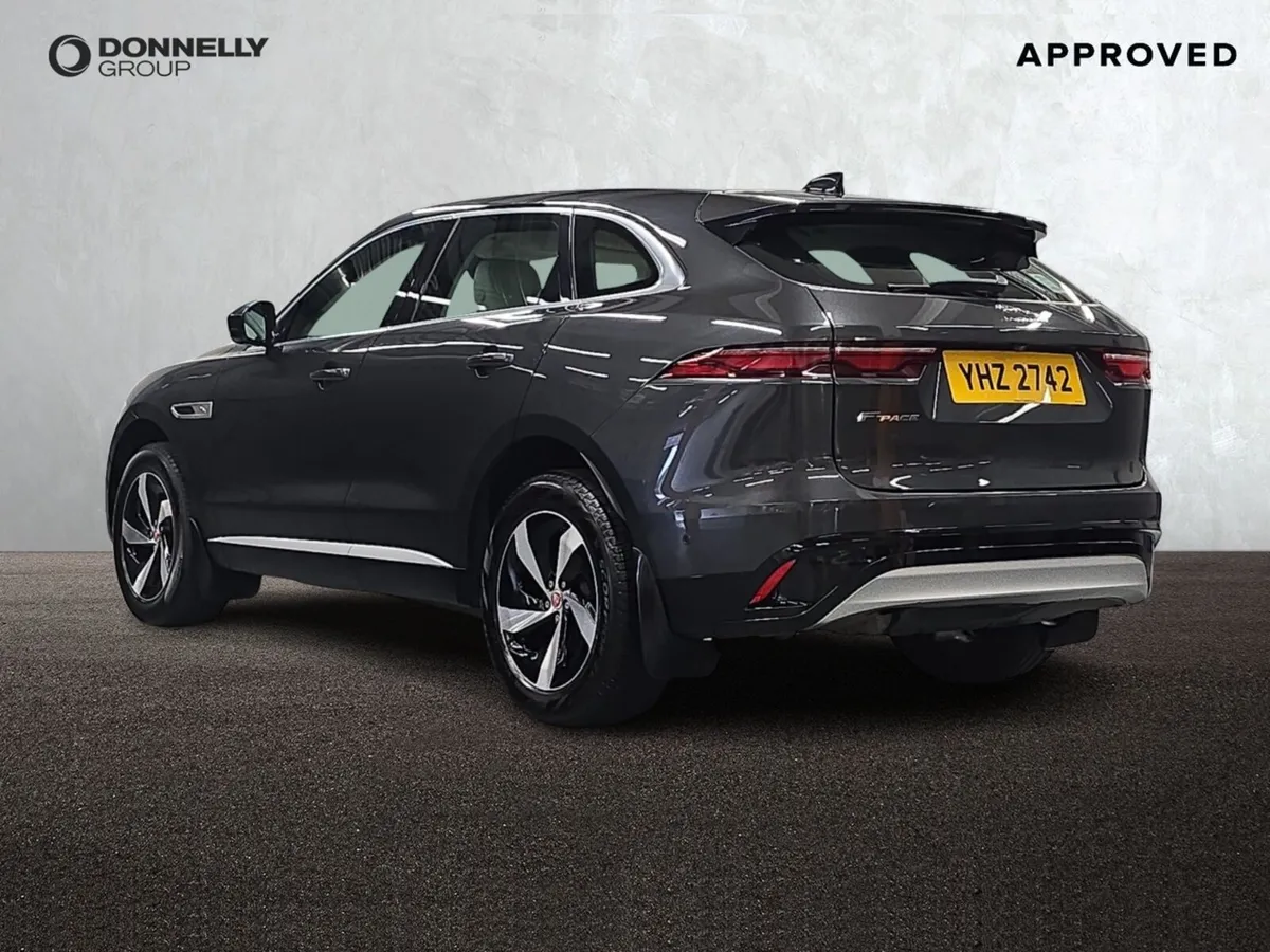 Jaguar F-pace F-Pace Diesel Estate S - Image 2