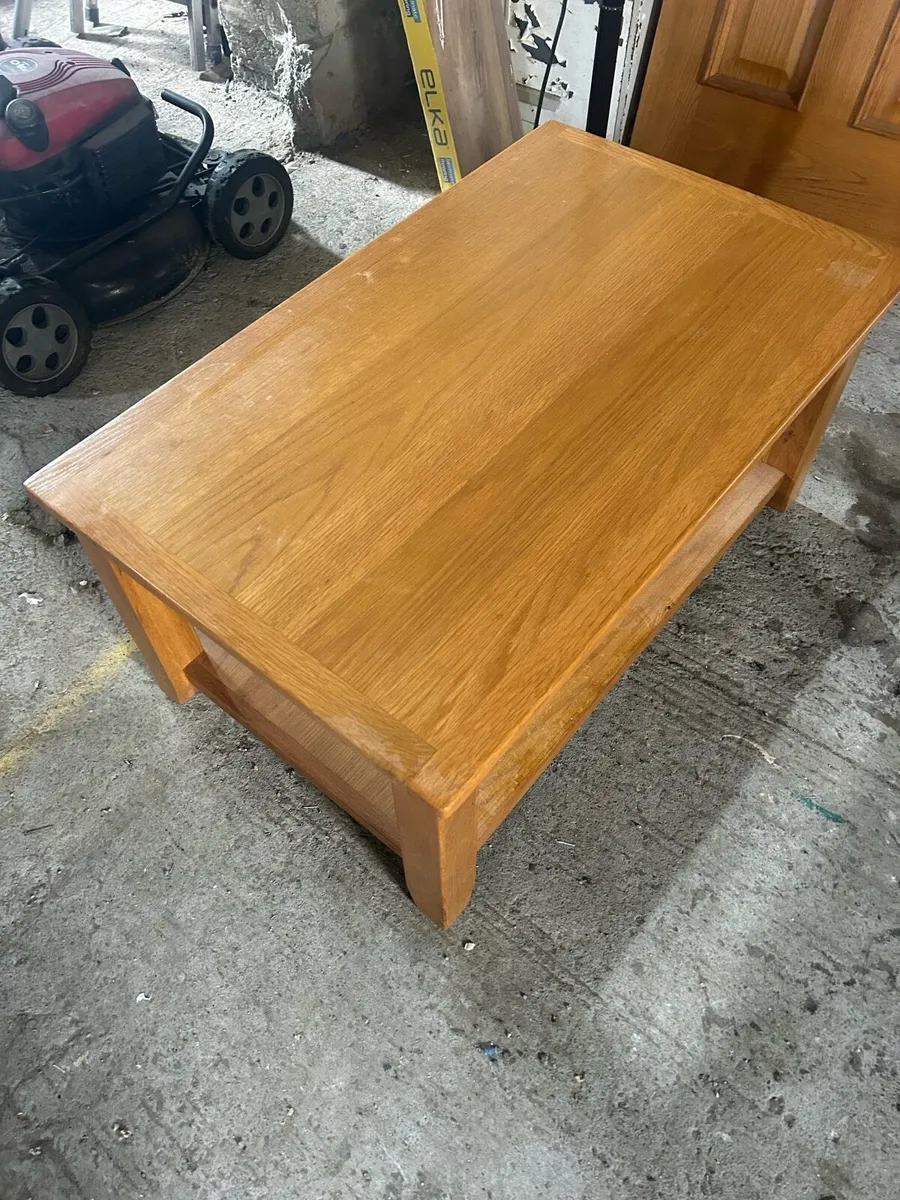 Coffee table - Image 1