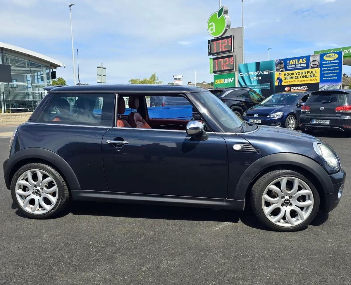 MINI COOPER // NCT 03/26 // PAN ROOF - Image 2