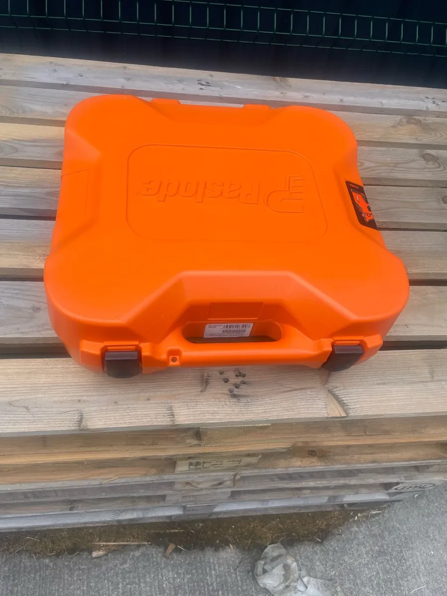 Paslode im350 + case new - Image 2