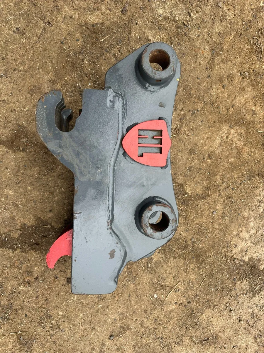 40mm quick hitch - Image 1