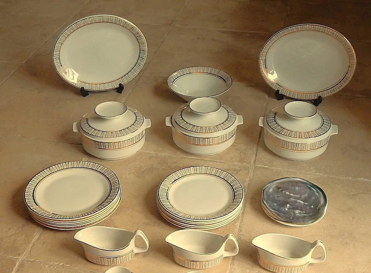 Arklow Pottery Kingsway 21 Piece Dinner Service - Image 2