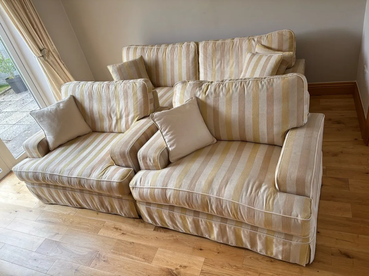 Large modern sofa set - Image 1