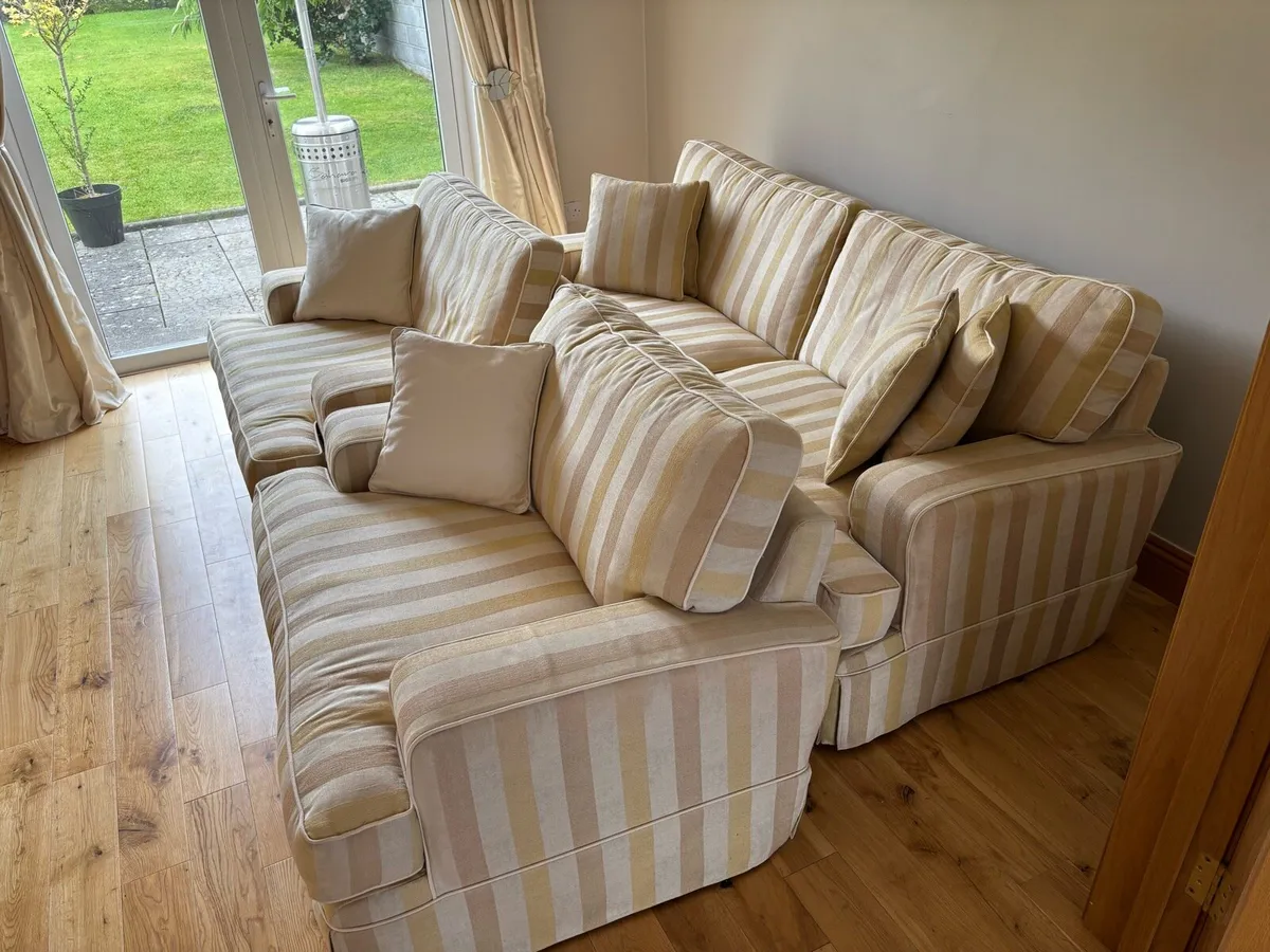 Large modern sofa set - Image 2