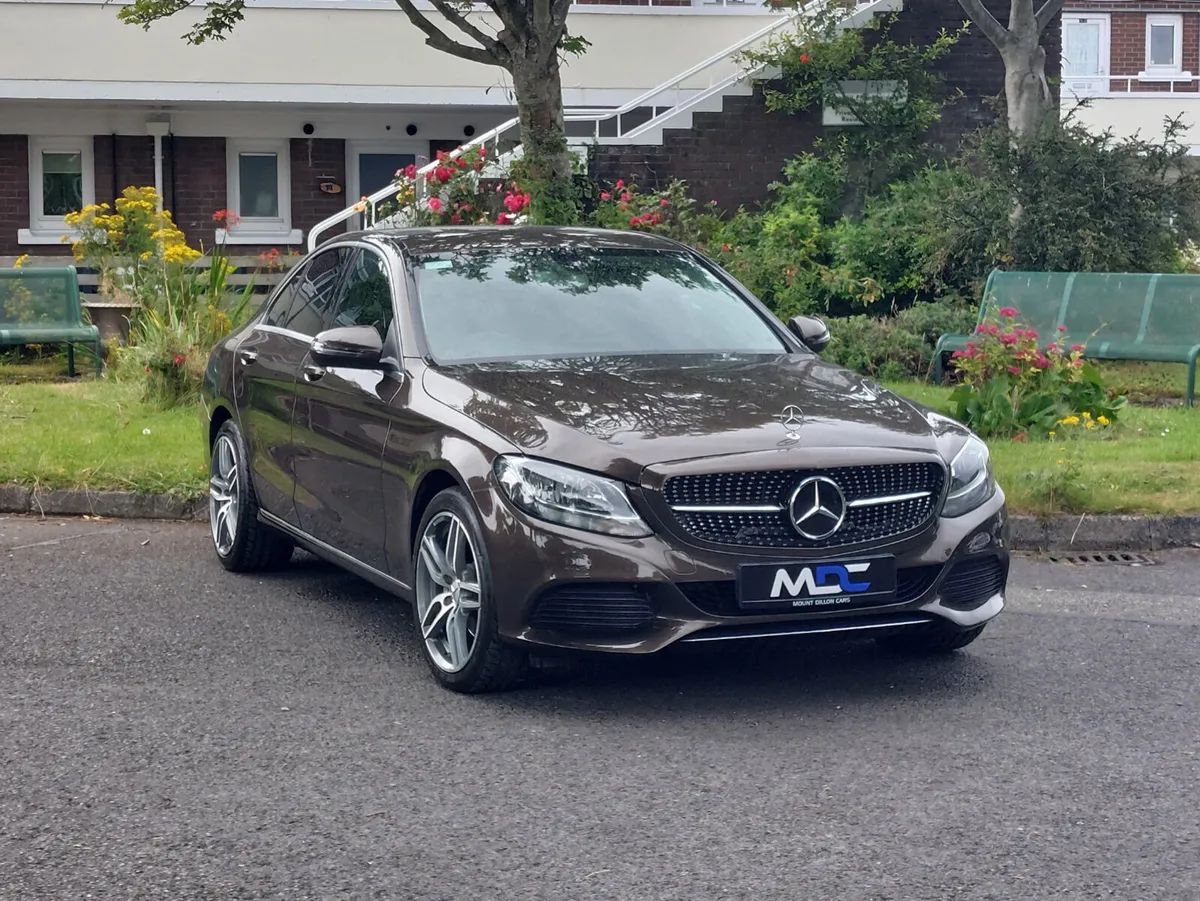 Mercedes C200 Petrol Automatic Exclusive 2016 - Image 2