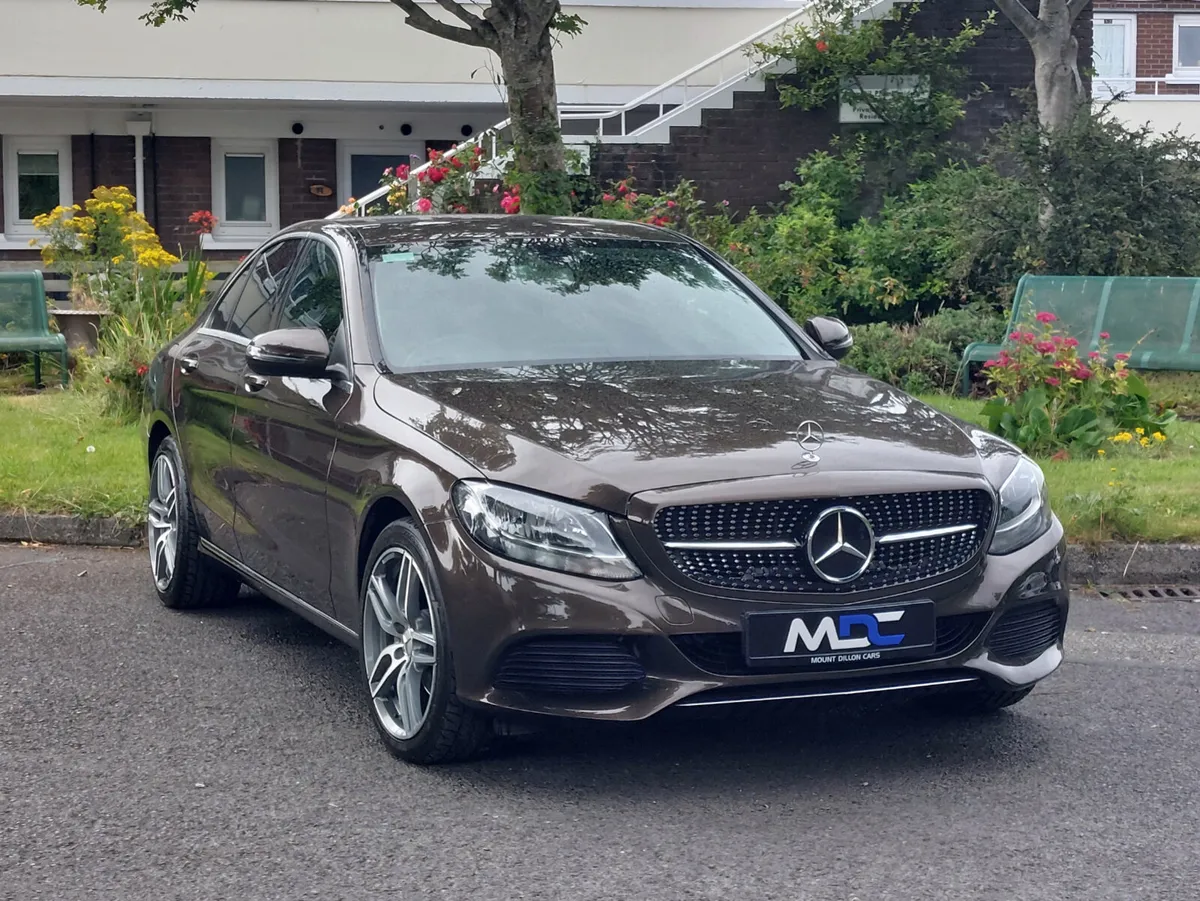 Mercedes C200 Petrol Automatic Exclusive 2016 - Image 3